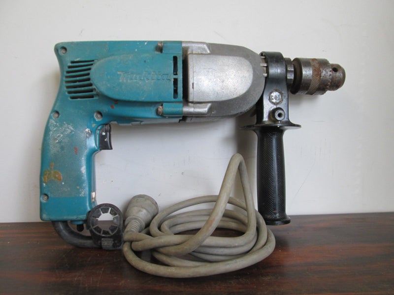 Makita Hammer Drill 13mm 2 Speed HP2010N Carousel 3