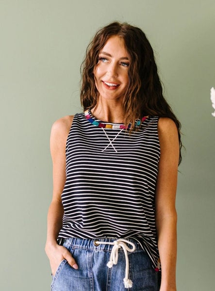 Tribal Sleeveless Embroidery Top Sz S Carousel 1