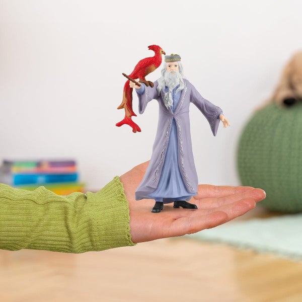 Schleich Dumbledore and Fawkes Carousel 2