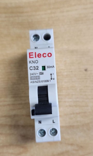 RCBO 32A 1 POLE DIN RAIL Carousel 1