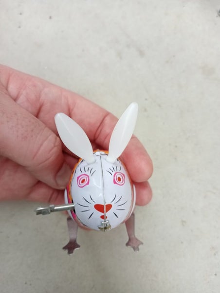 **COLLECTION OF VINTAGE REPRODUCTION TIN WIND UP TOYS** Carousel 10