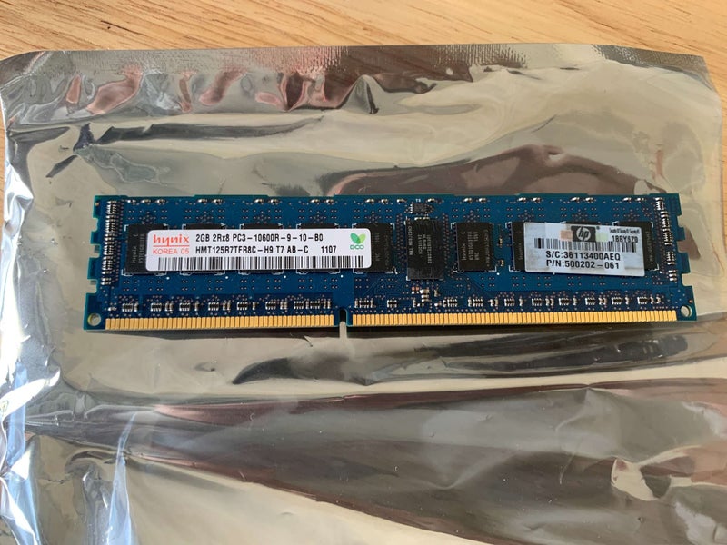 2GB 2Rx8 PC3 (DDR3) 10600R Carousel 1