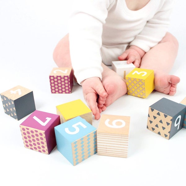 Bigjigs Toys 100% FSC® Certified Wooden Number Blocks Carousel 2