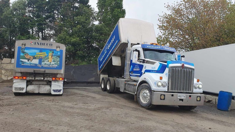 CONCRETE RECYCLING/QUARRY METAL/CLEAN FILL TIP Carousel 1