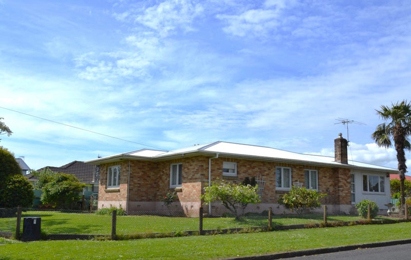Image 1 of 8