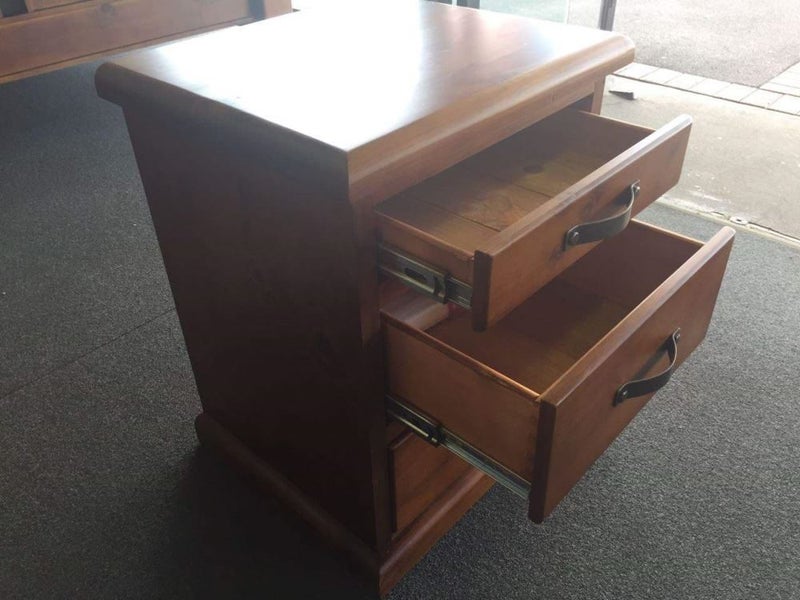 Sale! NZ Pine 6Pc Bedroom Suite*FREE DELIVERY*F Carousel 4
