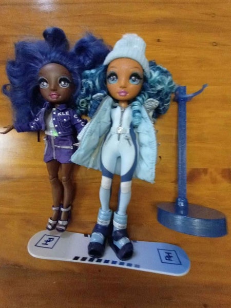 New Rainbow High Dolls x 2 with accessories Carousel 1