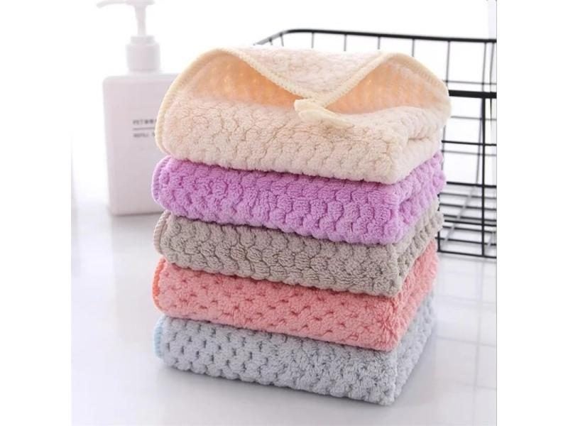 25x25cm 30x30cm Coral Fleece Kitchen Hand Towel Strong Absorption Carousel 2
