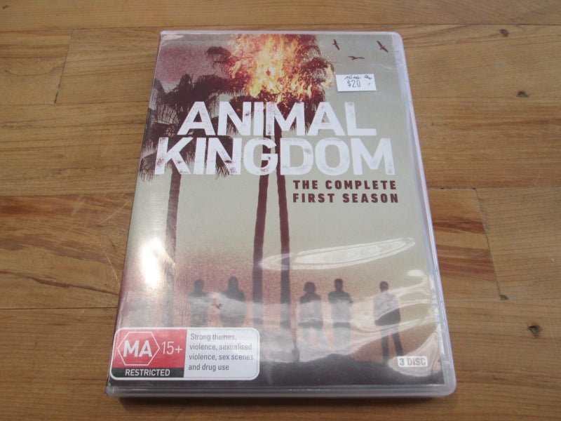 Animal Kingdom - The Complete First Season Carousel 1