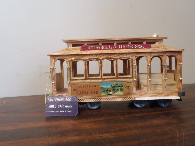 City-Souvenirs Musical San Francisco Cable Car Wooden Replica Carousel 2