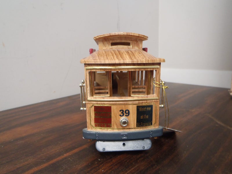 City-Souvenirs Musical San Francisco Cable Car Wooden Replica Carousel 5