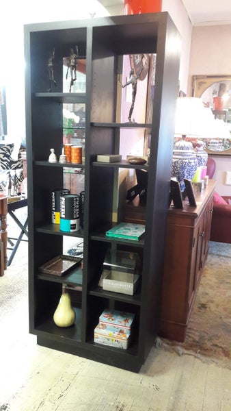Roma Display Bookcase64332524297730111