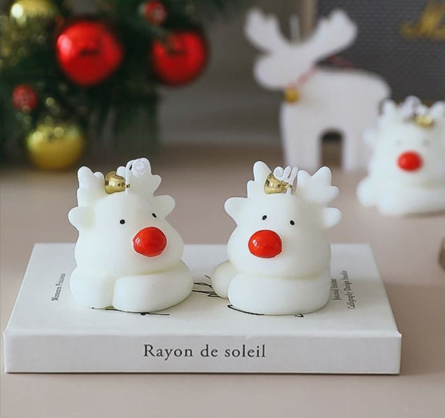 Cute Christmas Reindeer Scented Soy Wax Candles Carousel 1