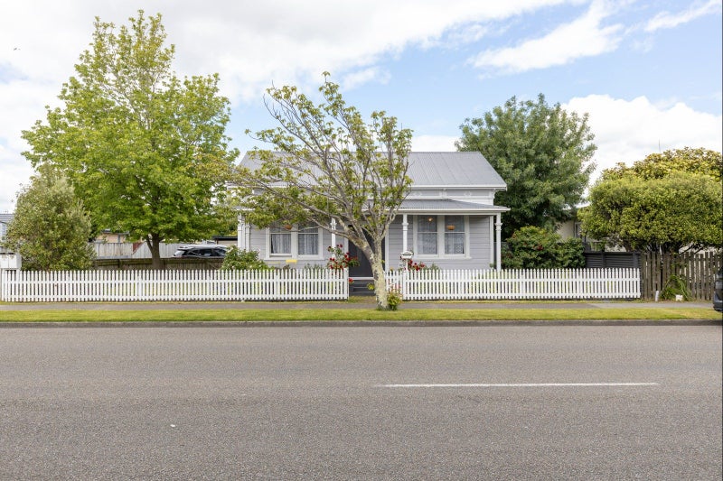 Image 1 of 30