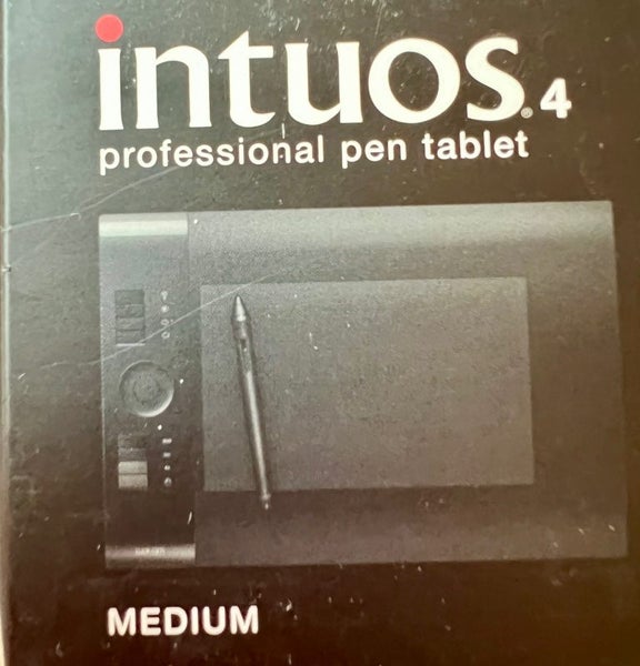Wacom Intuos 4 Professional Pen Tablet (Medium) Carousel 2