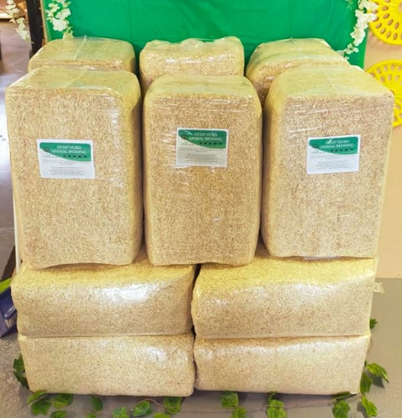 Industrial Hemp Hurd Animal Bedding 170L Carousel 3