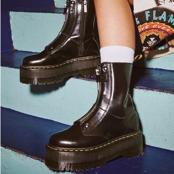 Dr Martens Jetta Hi Max Buttero Leather Platform Boots Black CLEARANCE LAST ONE Carousel 2