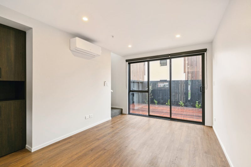 Image 1 of 23
