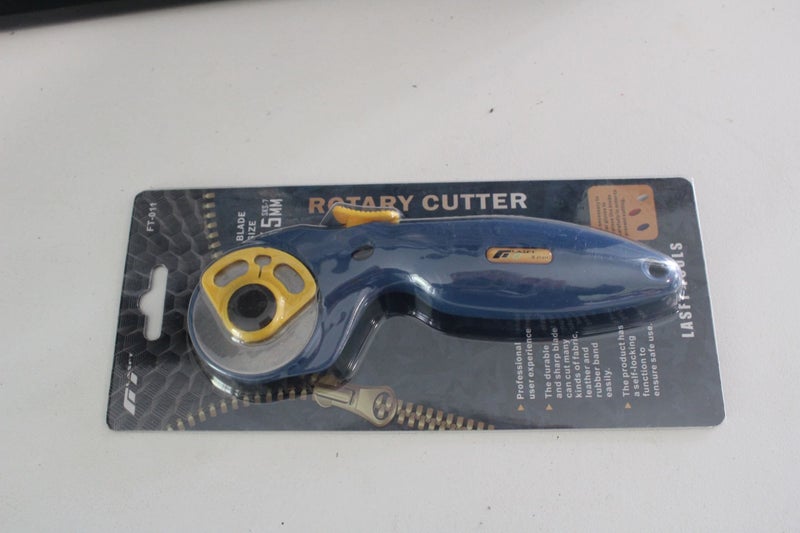 ROTARY CUTTER SPECIAL 20 % OFF Carousel 1