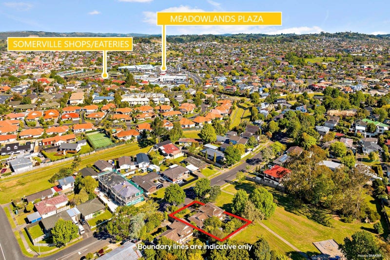 5 Mirrabooka Avenue, Botany Downs, Manukau City, Auckland