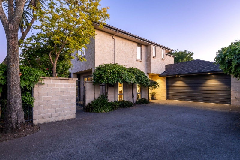 Image 1 of 25