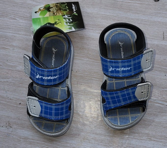 CHILDS BLUE AND GREY WASHABLE & FULLY RECYCLABLE SANDALS SIZE EU 19 20 Carousel 1