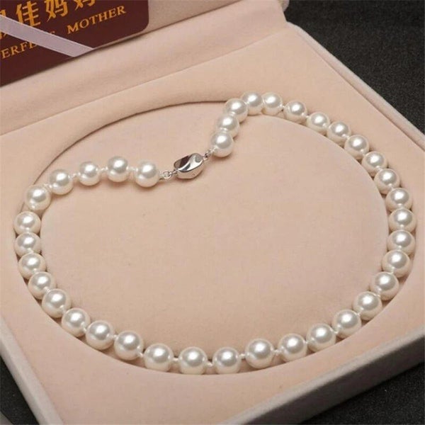Mother Gift Fashion Classic Personality Wild Natural Shell Pearl Necklace CHK12N Carousel 1
