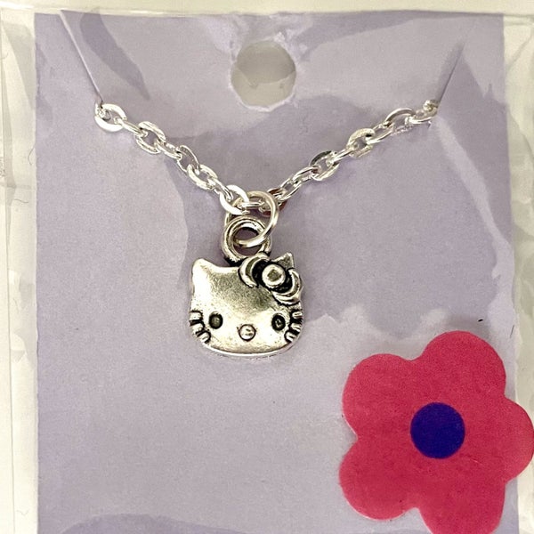 ^•^ Necklace - Hello Kitty Sanrio - on 45cm Silver Chain Carousel 2