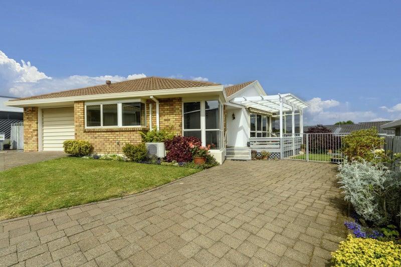 Image 1 of 18