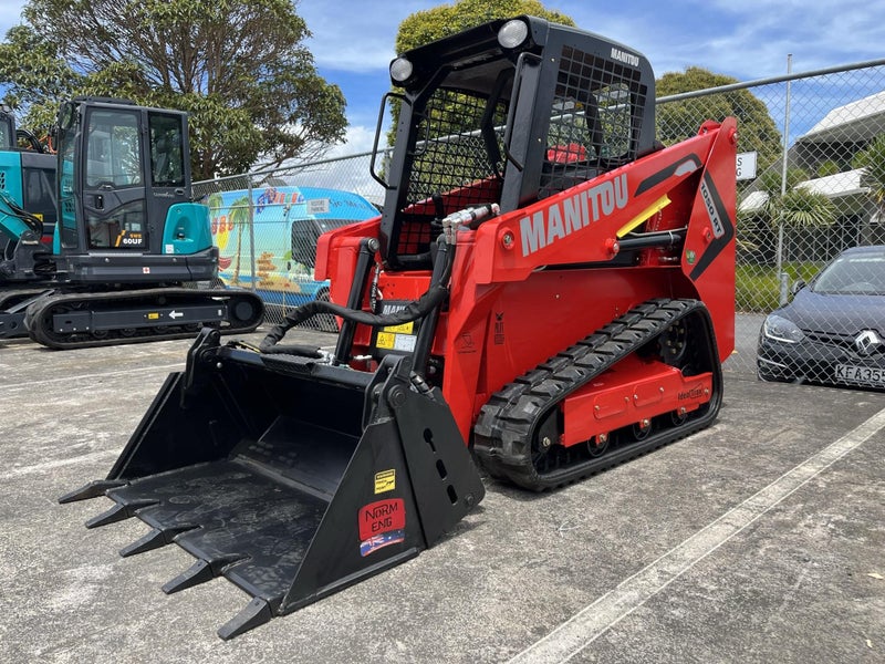 Manitou 1050RT Track loader Skidsteer / Bobcat Carousel 1