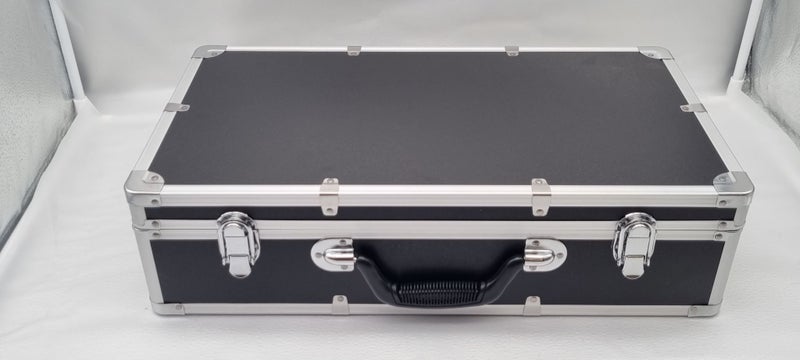 19 inch Aluminum Microphone Carry Case (MC18B) Black Carousel 1