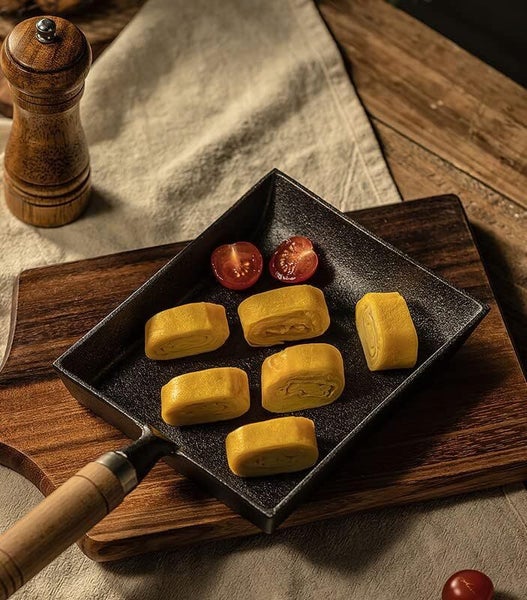 Frying Pan Cast Iron Omelette Pot 2028810 Carousel 11