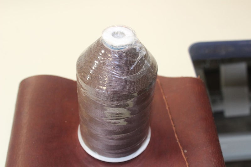 LEATHER THREAD SUNSTOP BONDED POLYESTER UV STABILISED THREAD BROWN /MAHOGONY Carousel 1