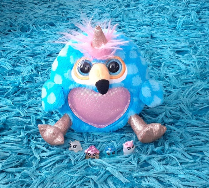 $1 RES Zuru Rainbocorn Soft Toy & x4 Super Minis Carousel 1