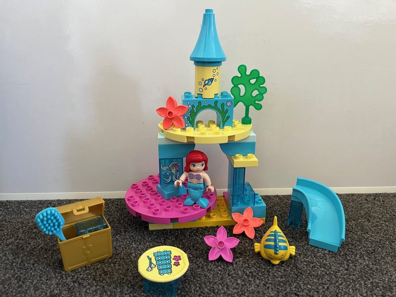 Duplo - Ariel's Undersea Castle Carousel 1