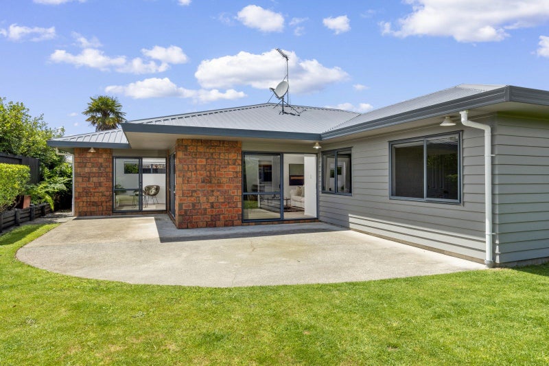 Image 1 of 25