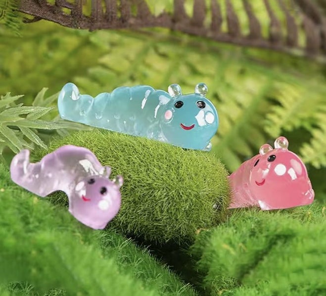 Set of 2 Glow in the dark Caterpillars (sku168) Carousel 2