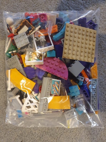 Lego Friends #41312 Heartlake Sports Centre Carousel 7