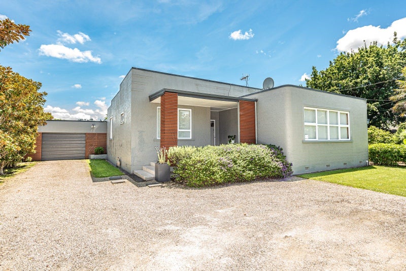Image 1 of 21