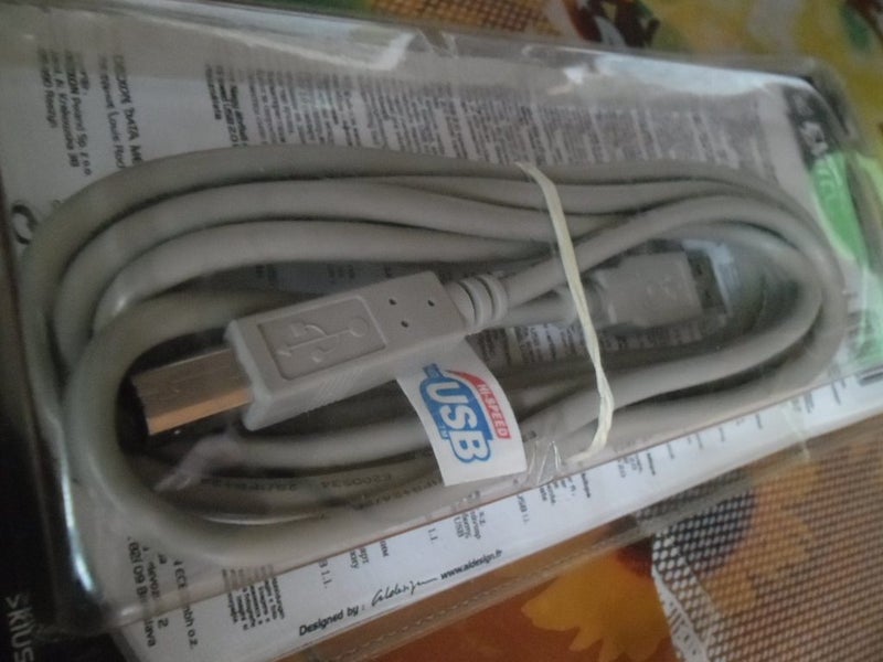 EMTEC - USB 2.0 Cable Carousel 4