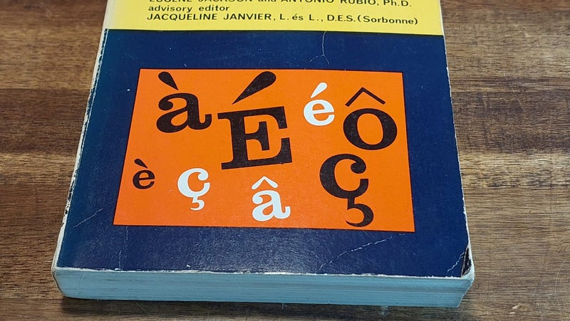 FRENCH MADE SIMPLE BOOK Carousel 2
