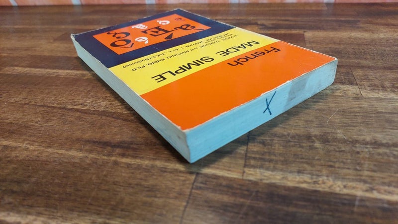 FRENCH MADE SIMPLE BOOK Carousel 9