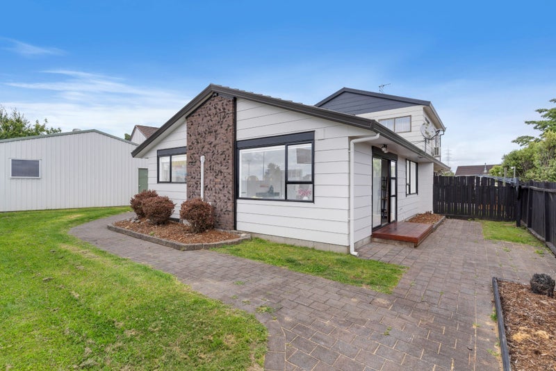 Image 1 of 20