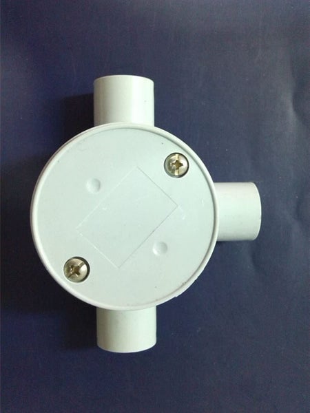 Three Way Shallow Junction Box 20mm Carousel 1
