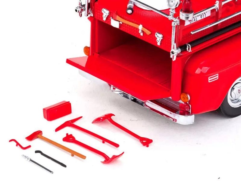 1/18 1965 Chevrolet C-20 Fire Truck Carousel 4