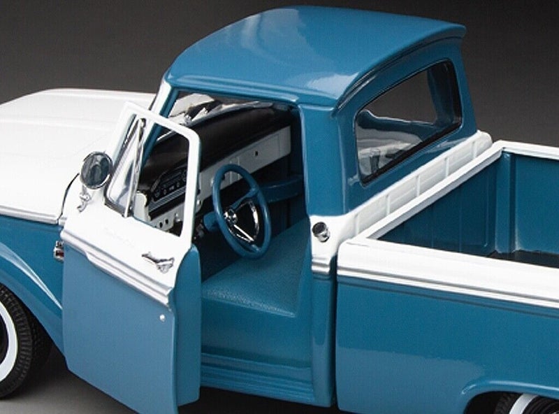 1/18 1965 Ford F-100 Custom Cab Carousel 2