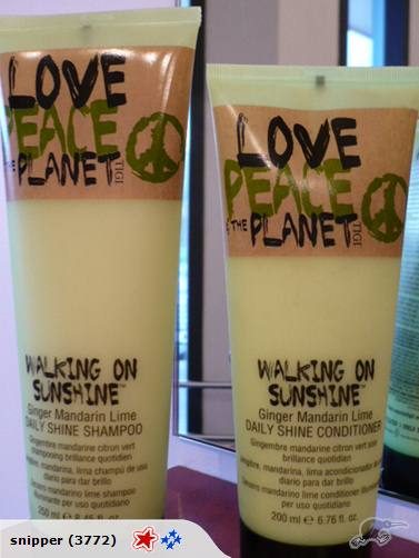 TIGI WALKING ON SUNSHINE 2 X CONDITIONER BOTH 200ML EACH Carousel 1