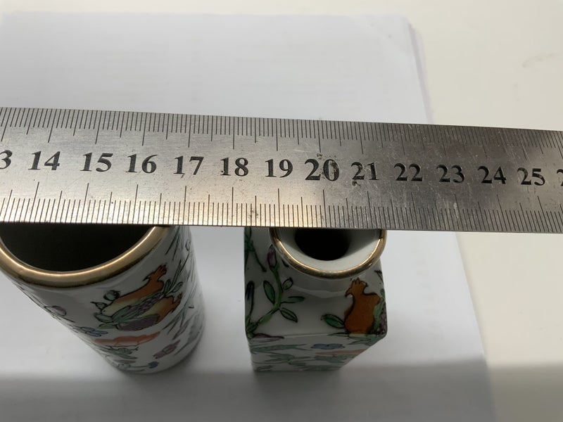 OLD CHINESE = FAMILIAR ROSE = 19th CENTURY = THICK HAND PAINTING= 2 X VASES = Carousel 13