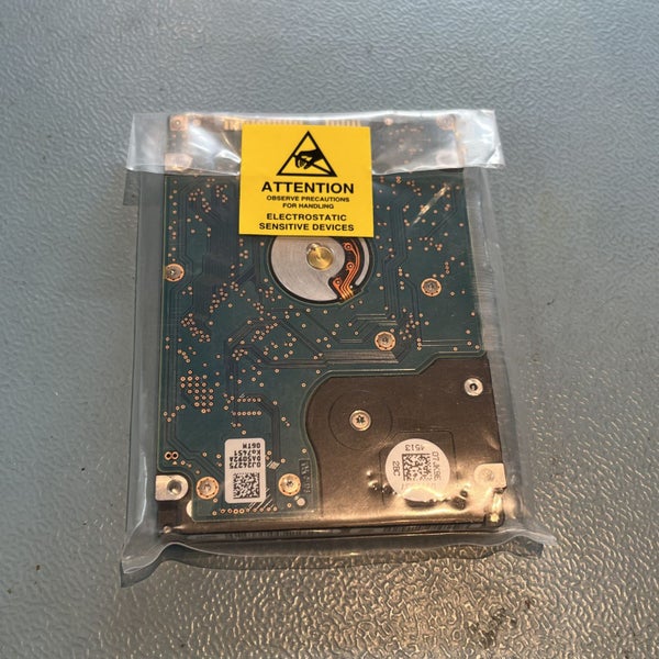 DT Deal! NEW! HGST HDD SATA(5400RPM) 2.5-inch 1TB Apple HDD Carousel 2