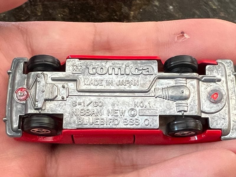 Tomica Nissan New Bluebird SSS C 1/60 Tokyo Fire Emergency Carousel 6